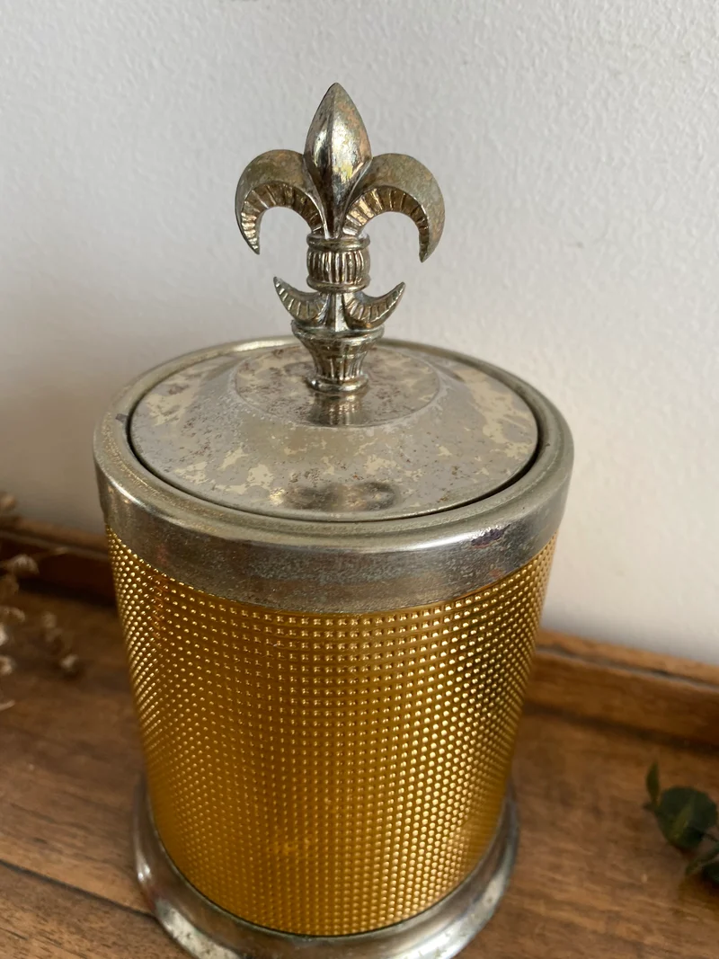 Porte cigarettes en métal argenté et doré
