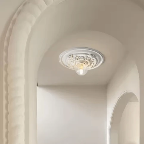 Plafonnier blanc LED pour couloir