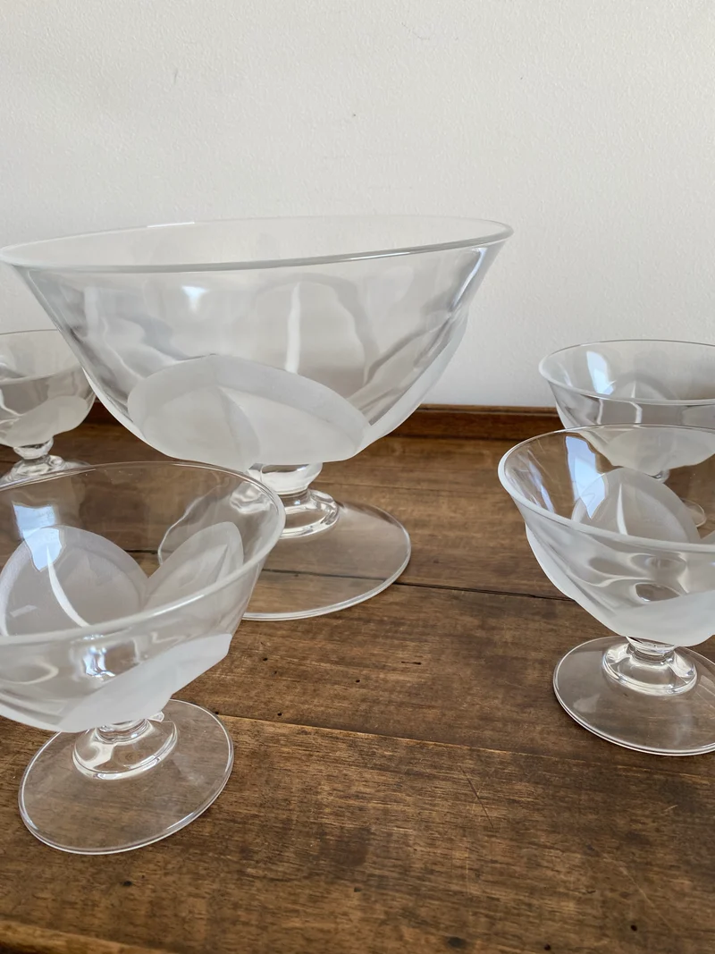 Service à dessert en cristal givré