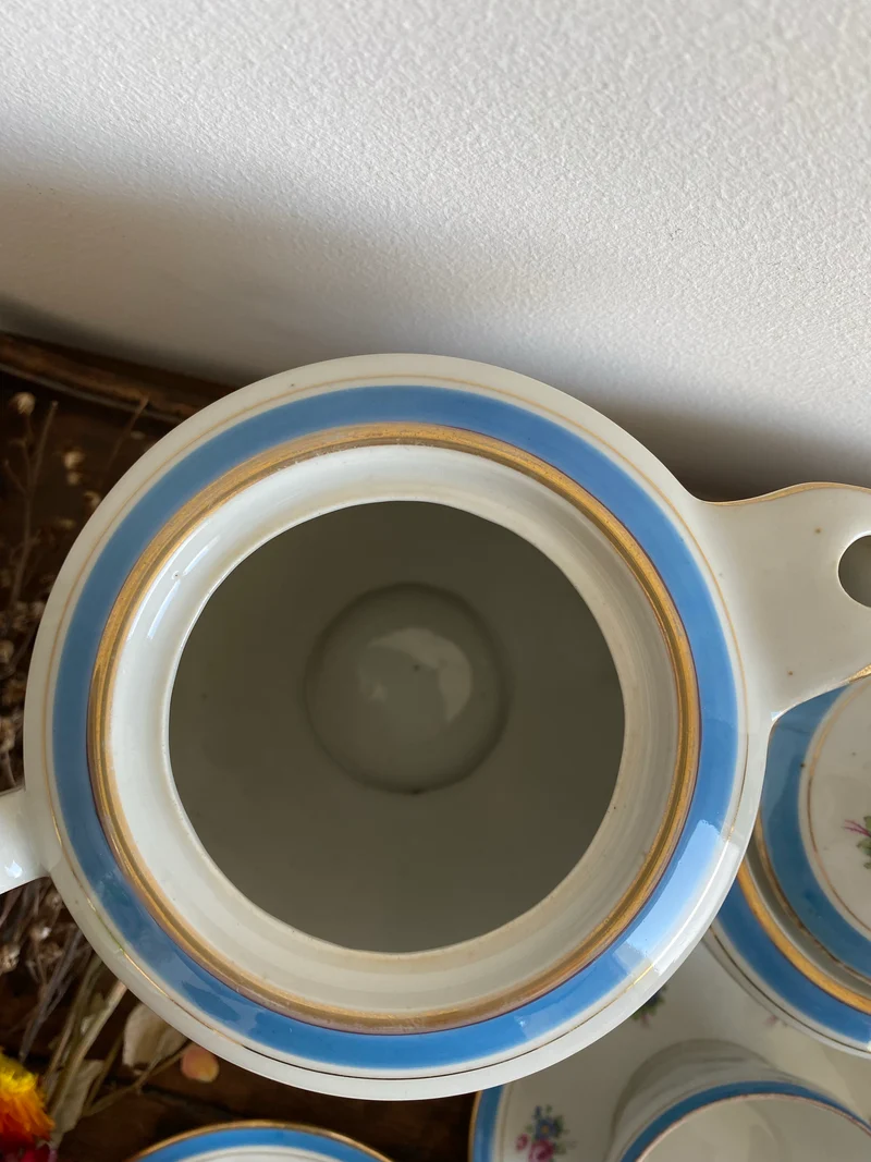Service à café en porcelaine A. Blin
