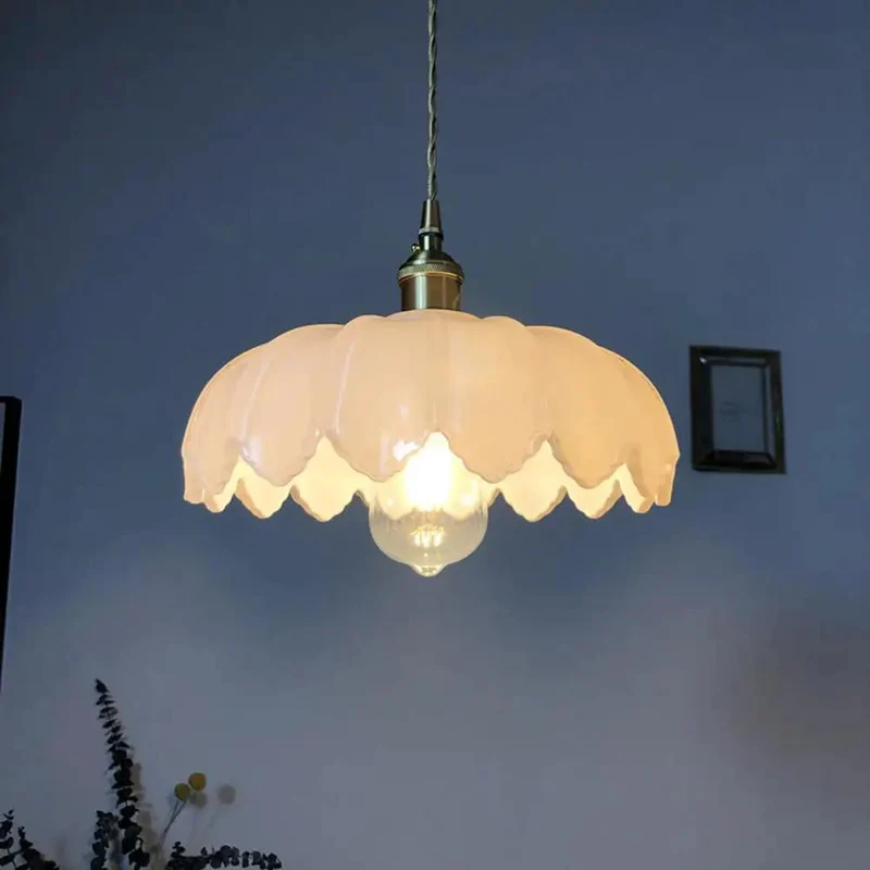 Snazzy Flower Glass Pendant Light With Adjustable Hanging Chain For Kitchen Sink Island Lighting Modern Farmhouse Vibes Perfect For Your Awesome Home Decor Setup Green White