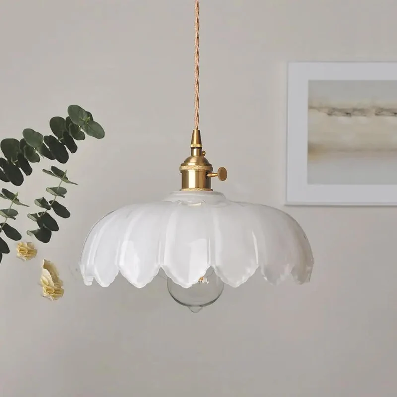 Snazzy Flower Glass Pendant Light With Adjustable Hanging Chain For Kitchen Sink Island Lighting Modern Farmhouse Vibes Perfect For Your Awesome Home Decor Setup Green White