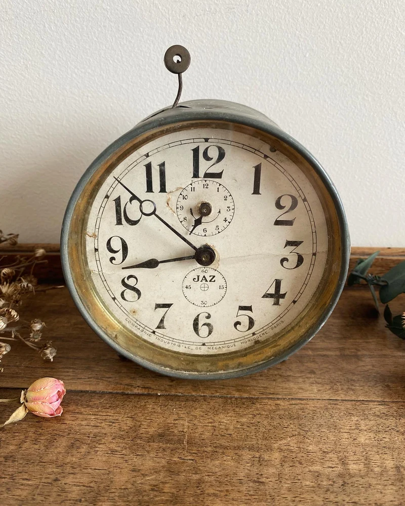 Réveil matin ancien perfectionné déposé breveté