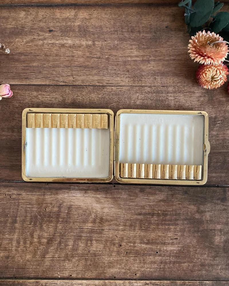 Etui à cigarettes en cuir Tremblay