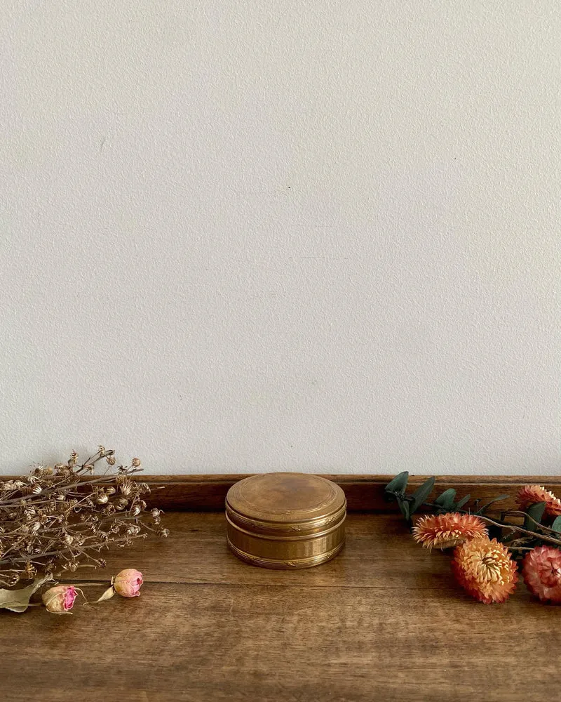Boîte en cuivre ronde