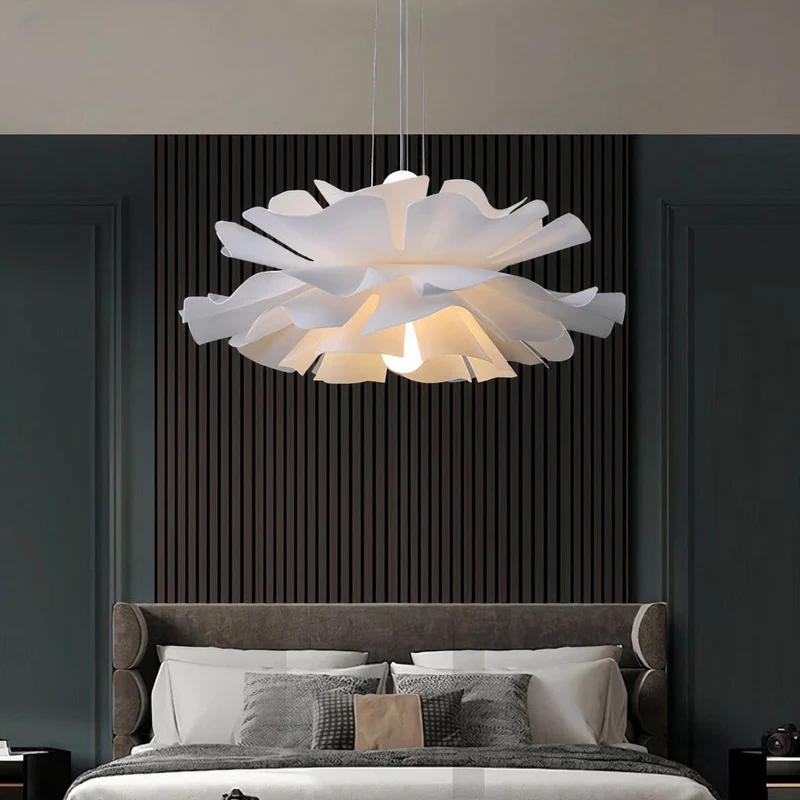 Lustre suspension pétale blanche