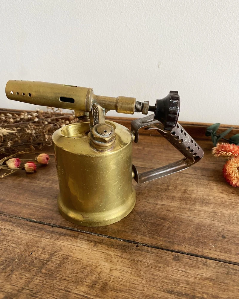 Lampe à souder en laiton Express L.G. Unis France N 39