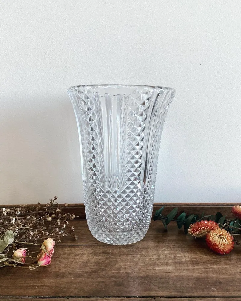 Vase ancien en cristal taillé
