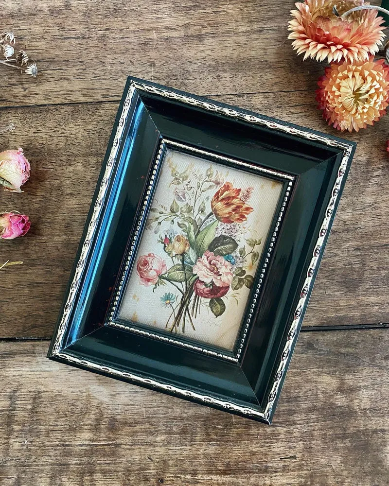 Peinture bouquet de roses sur soie petit cadre noir et doré