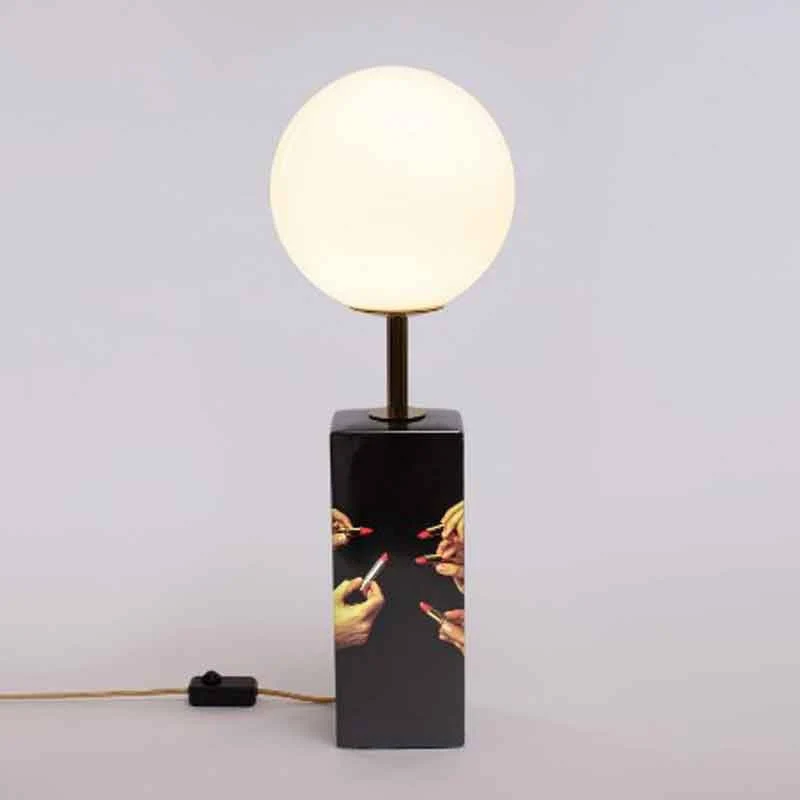 Seletti Lipstick Table Lamp