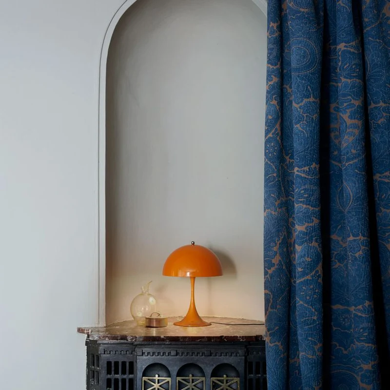 Louis Poulsen Panthella 250 Table Lamp - OLD VERSION