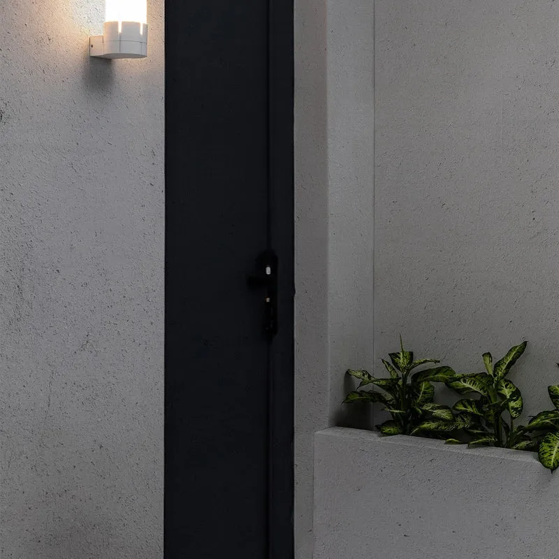 Faro Tram Wall Lamp