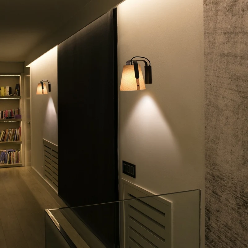 Faro Stood Wall Lamp