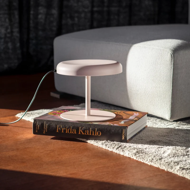 Estiluz Mood Table Lamp
