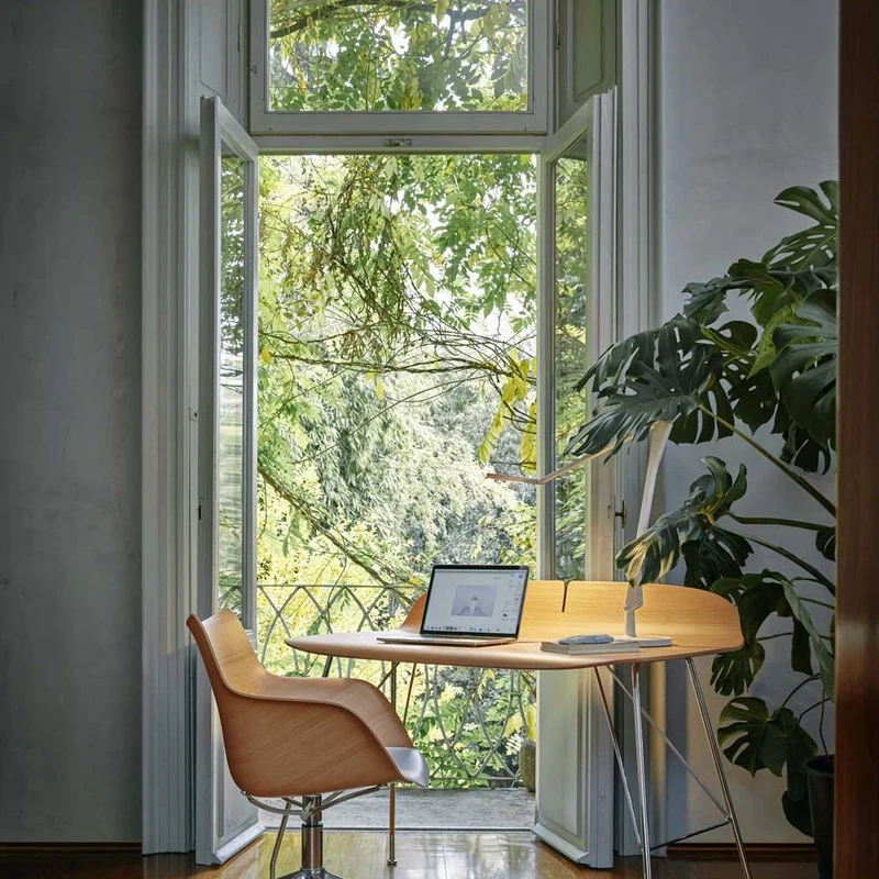 Kartell Earl Of Wood Table