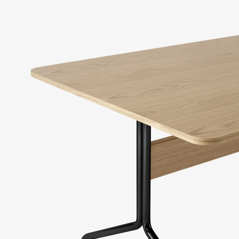 &Tradition Pavilion Dining Table AV24
