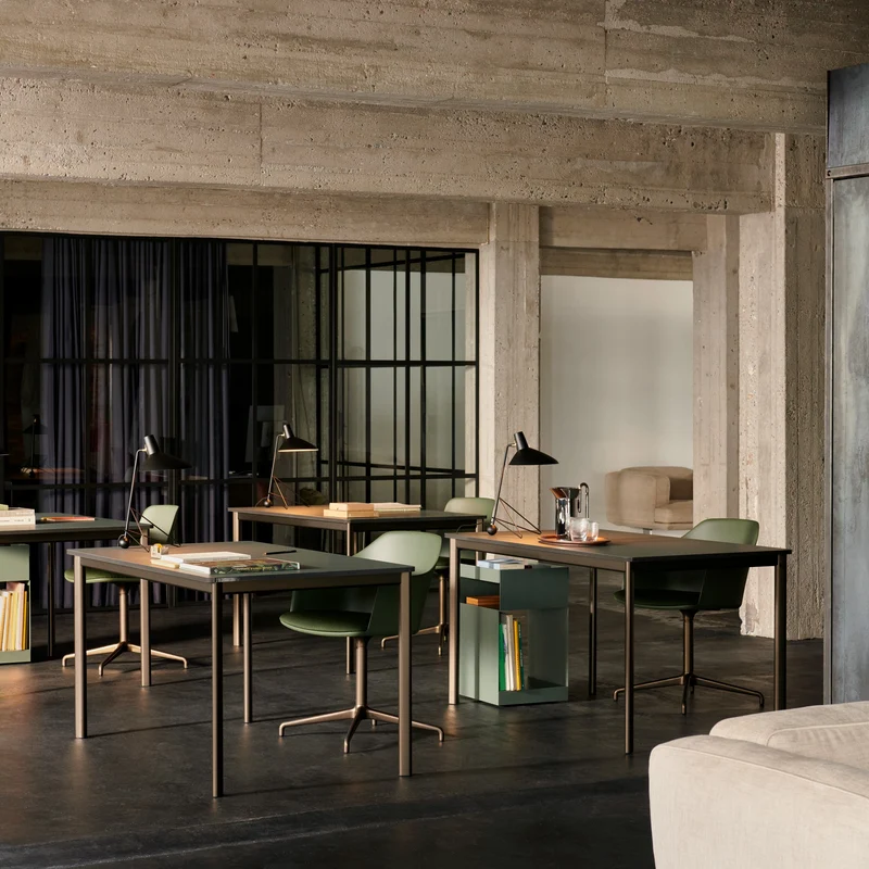 &Tradition Drip Dining Table HW58