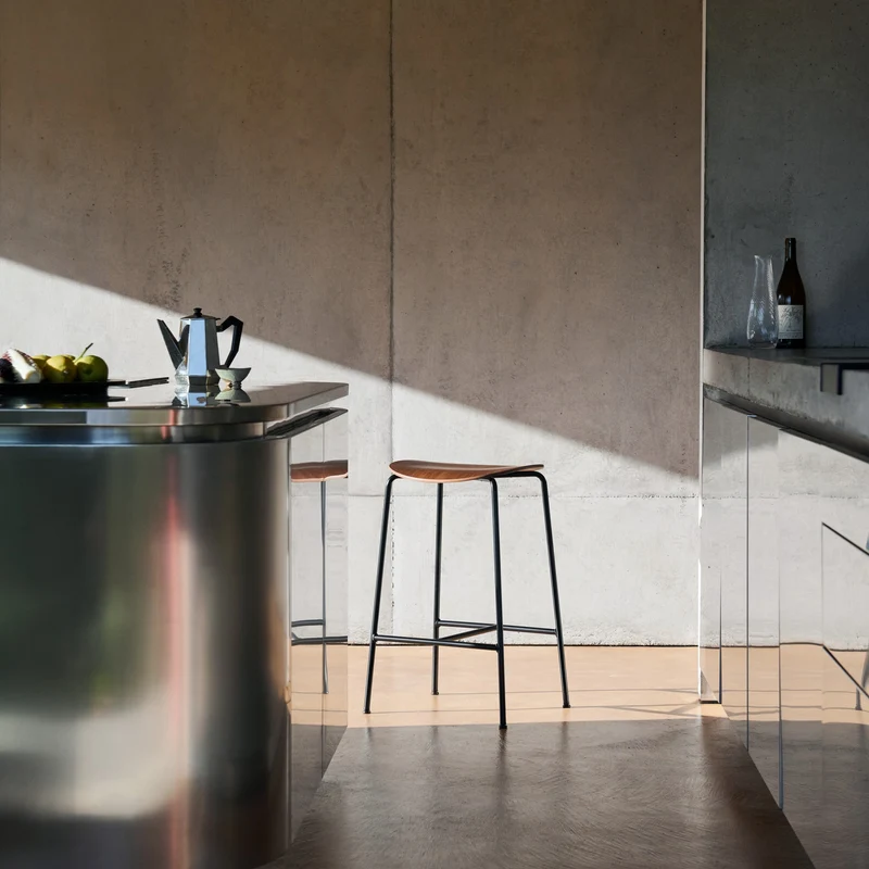 &Tradition Pavilion Counter Stool AV37