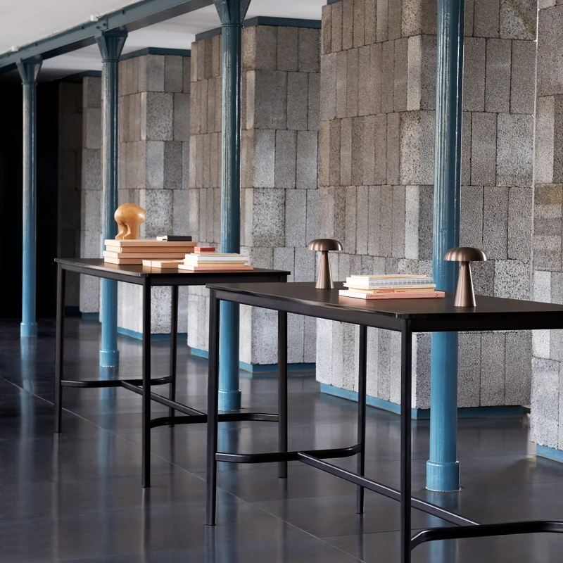 &Tradition Drip Bar Table HW64