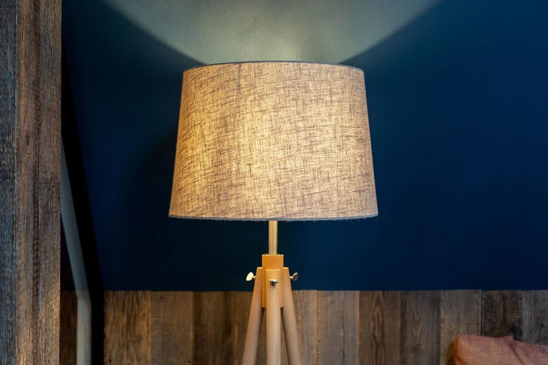 Lampadaire Design Beige