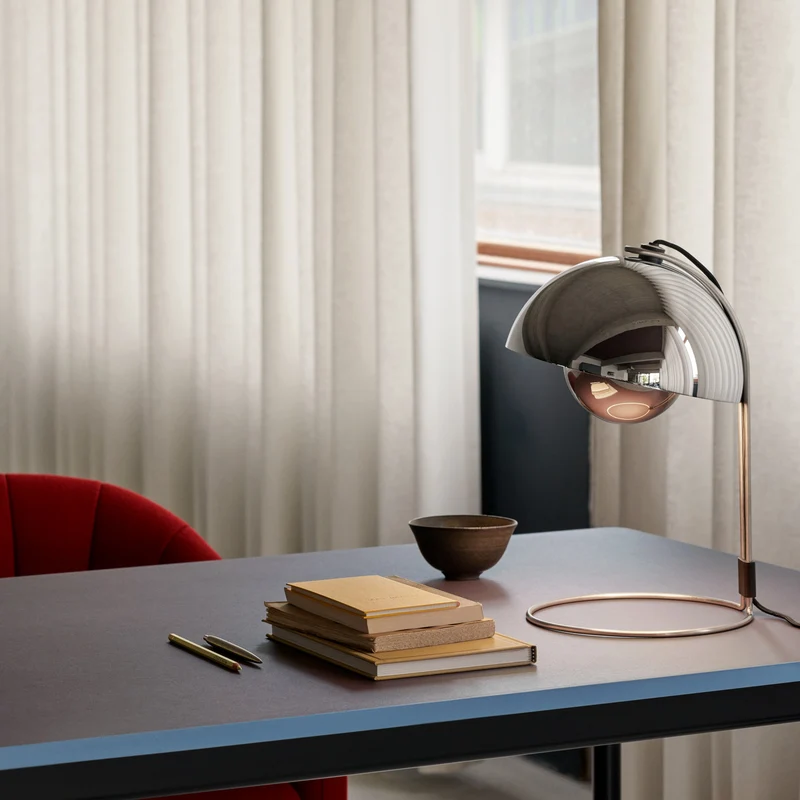 &Tradition Drip Dining Table HW59