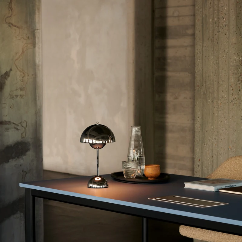 &Tradition Drip Dining Table HW59