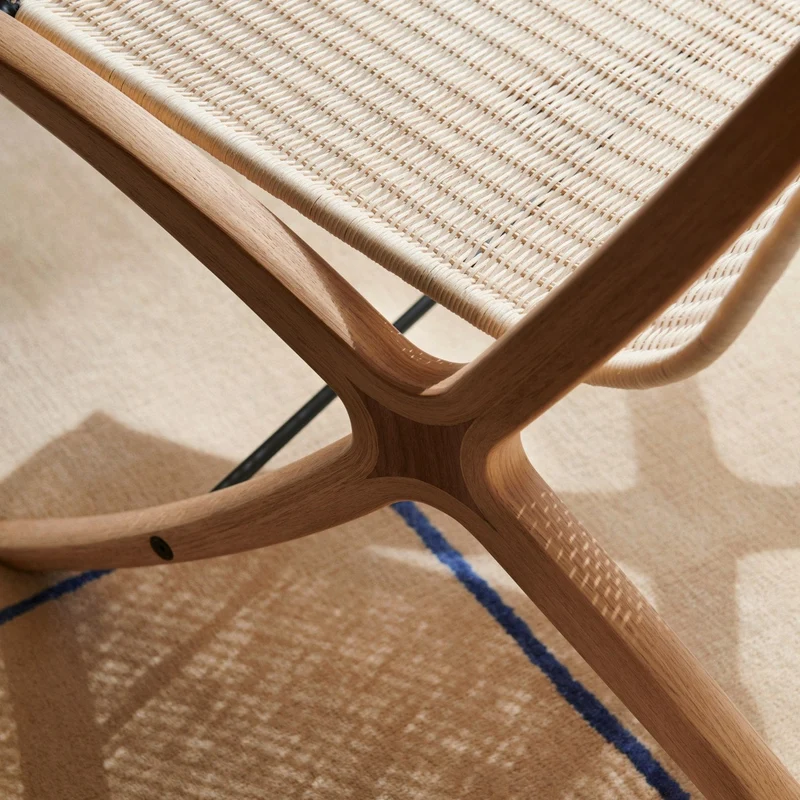 &Tradition X Lounge Chair HM10
