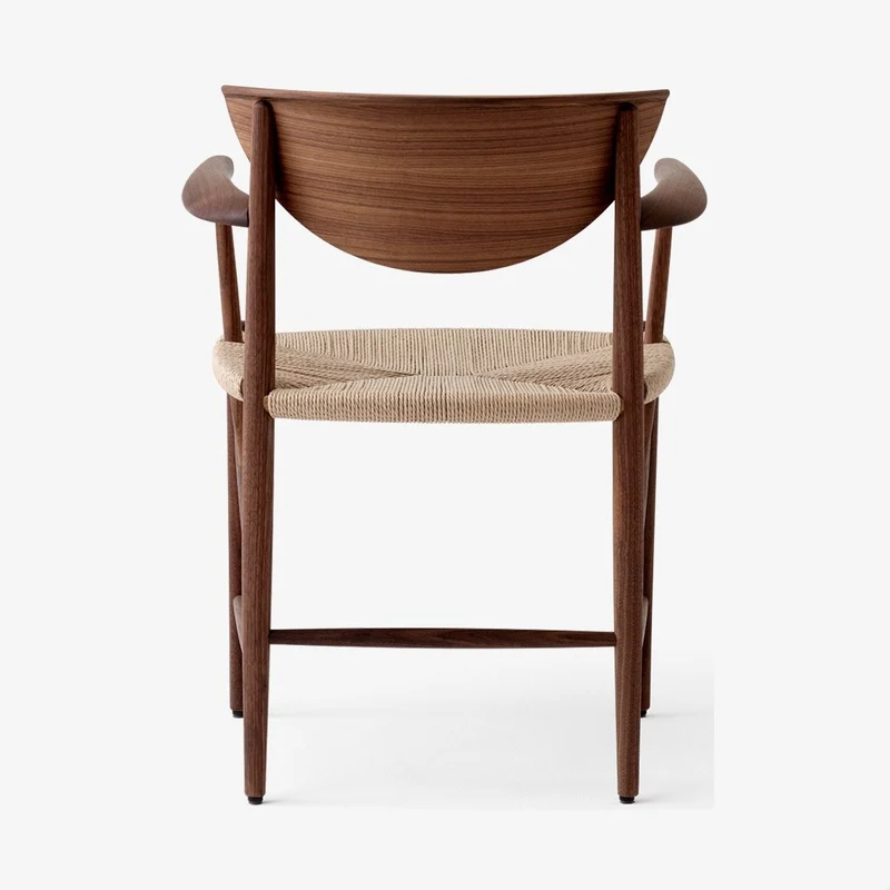 &Tradition Drawn Armchair HM4