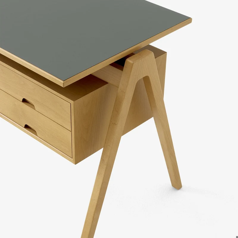&Tradition Daystak Desk RD3