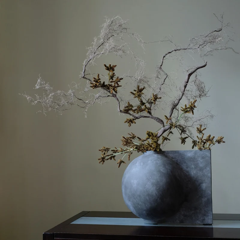 101 Copenhagen Offset Vase