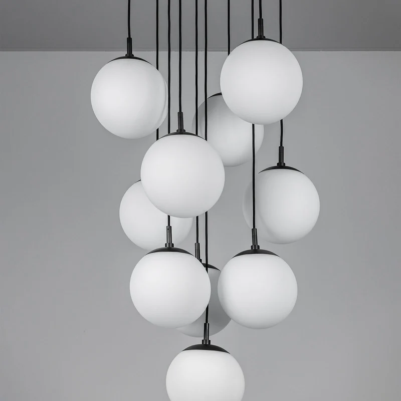 Schwung Globe Cluster 10 Chandelier