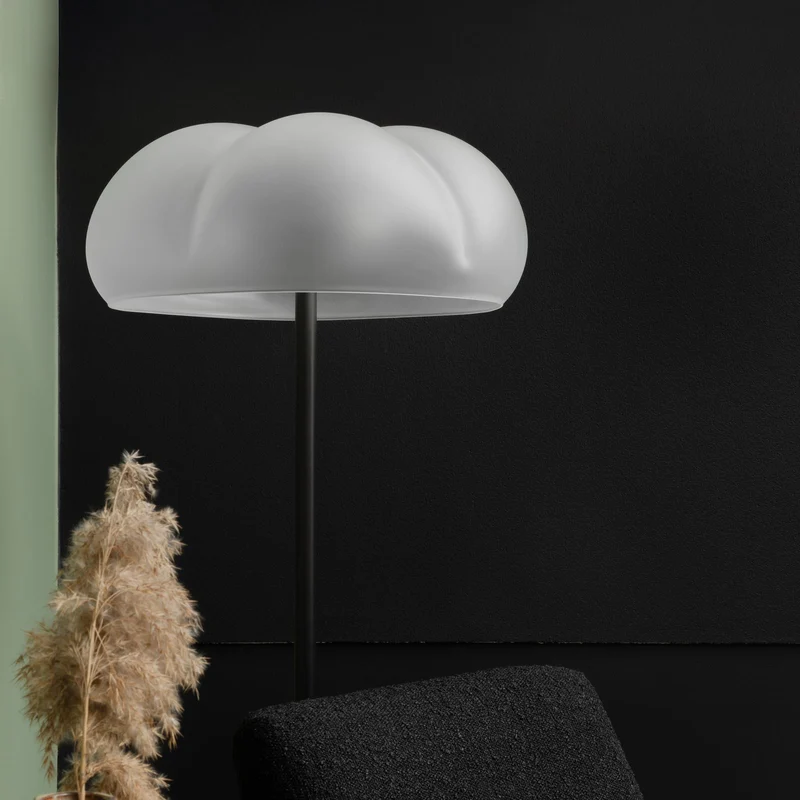 Schwung Hana Floor Lamp