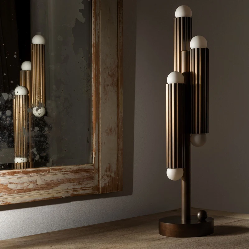 Schwung Vesta Table Lamp