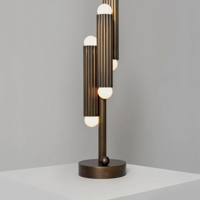 Schwung Vesta Table Lamp