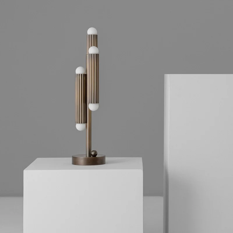 Schwung Vesta Table Lamp