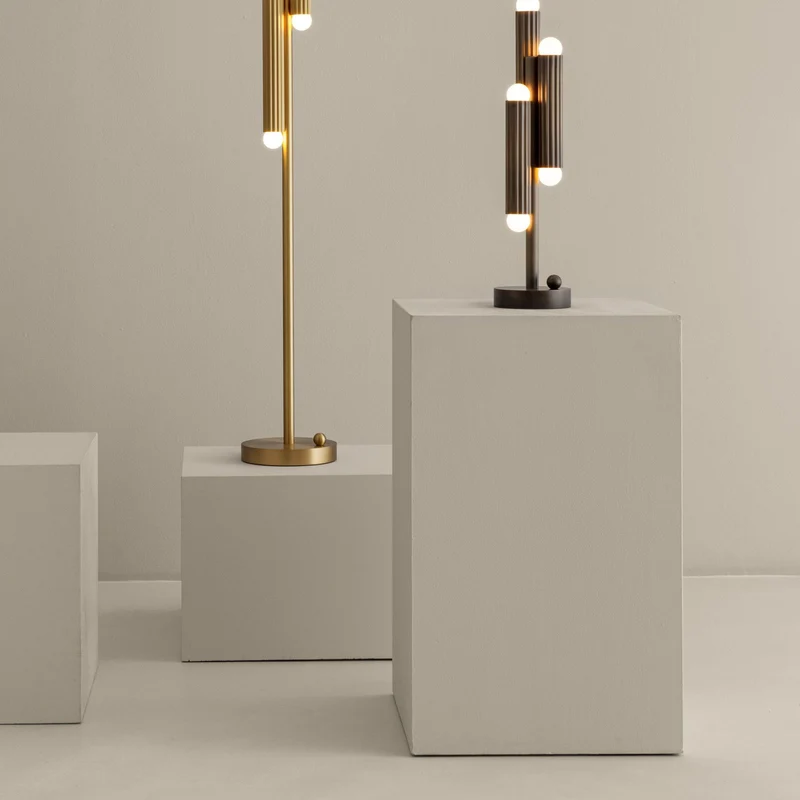Schwung Vesta Floor Lamp