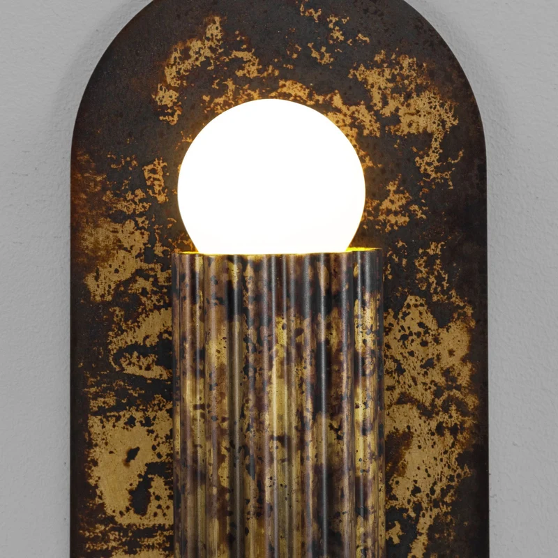 Schwung Vesta Wall Sconce