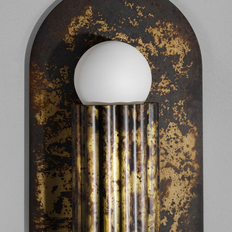 Schwung Vesta Wall Sconce