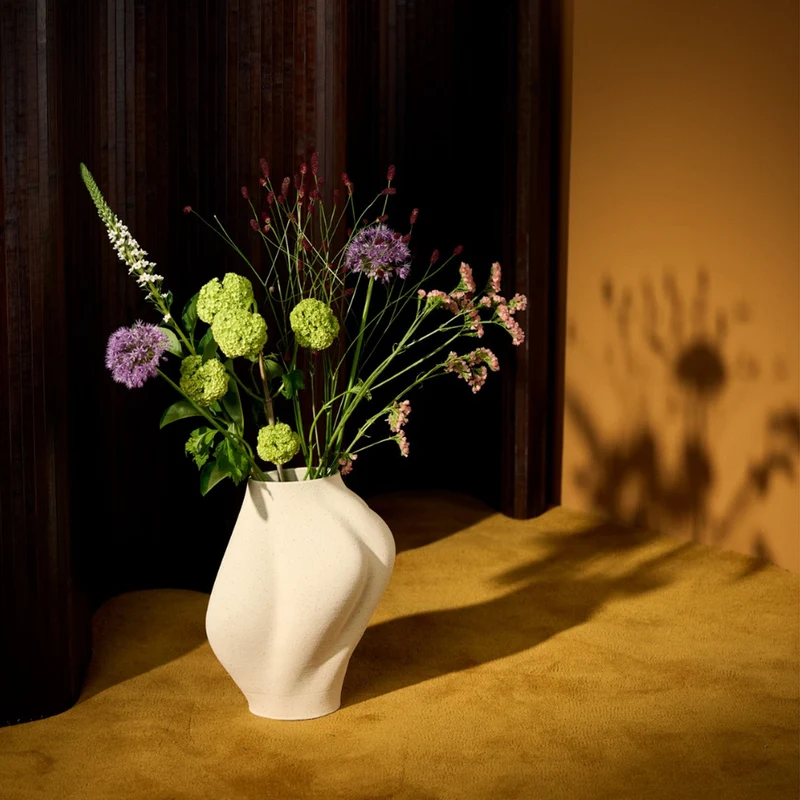 AYTM Saltare Vase