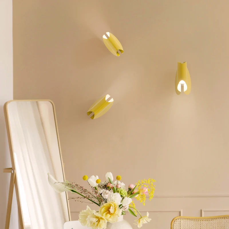 OliveLab Oplà Wall Lamp