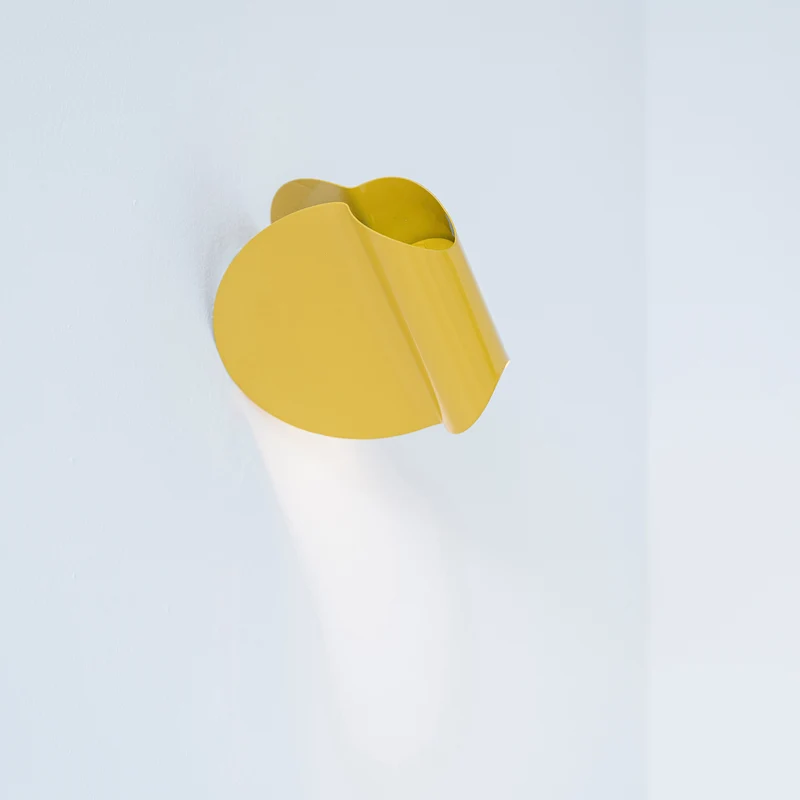 OliveLab Oplà Wall Lamp