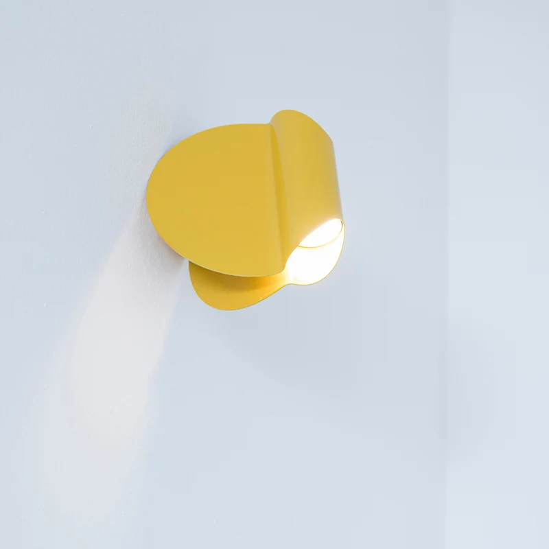 OliveLab Oplà Wall Lamp