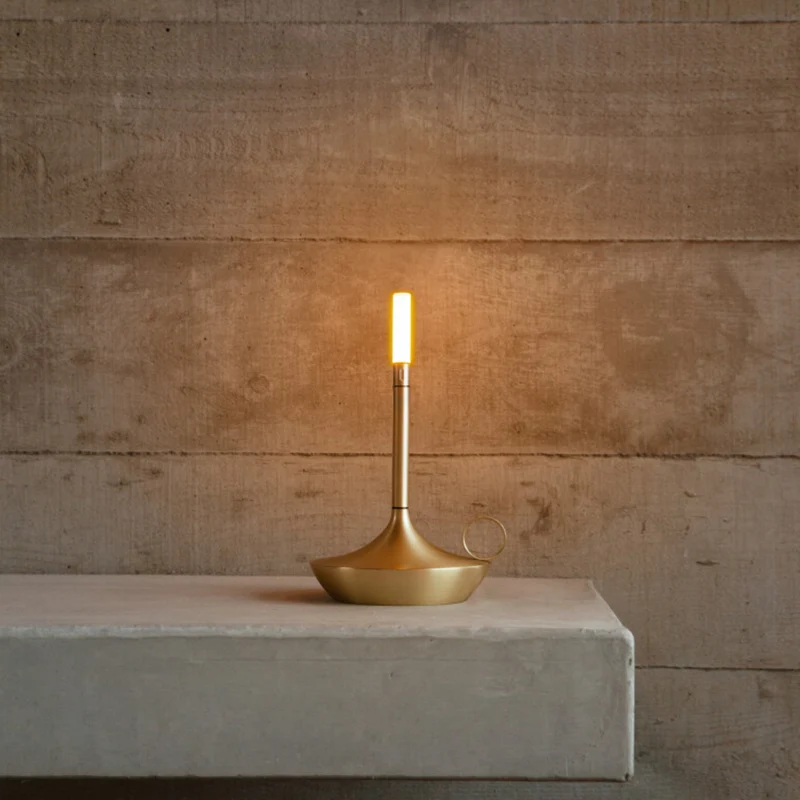Graypants Wick PRO Portable Lamp