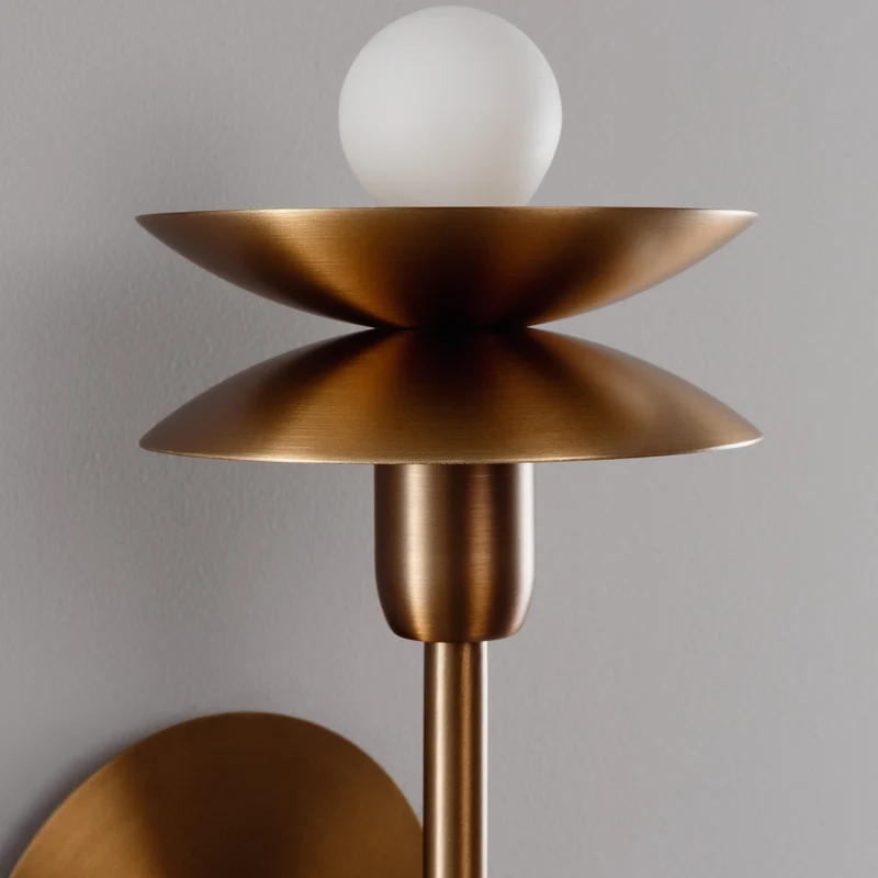 Schwung Babylon Single Wall Sconce