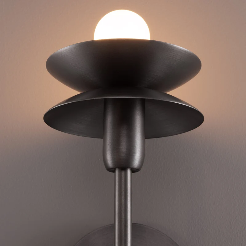 Schwung Babylon Single Wall Sconce