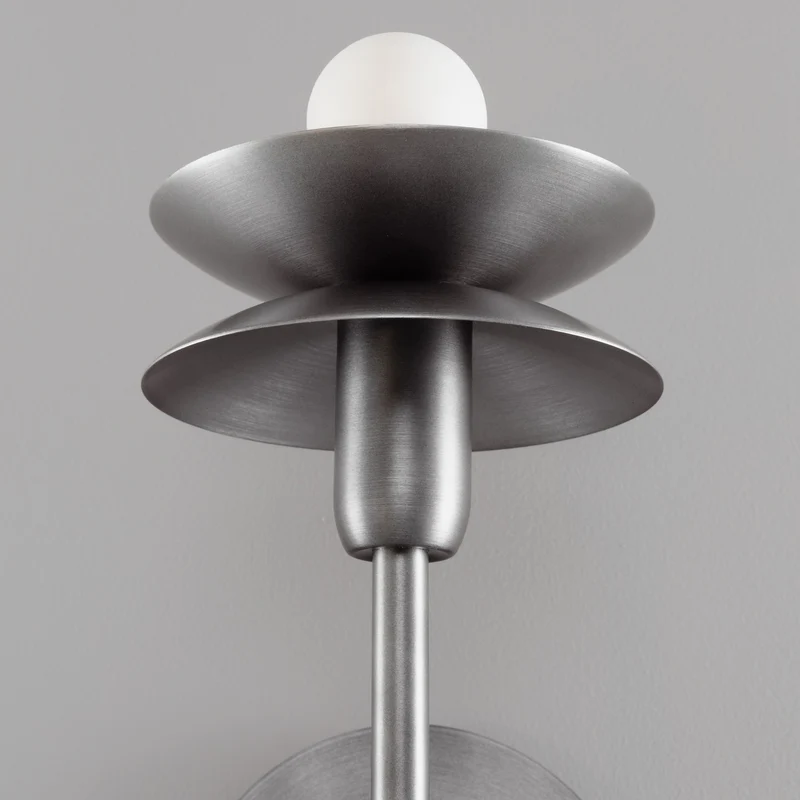 Schwung Babylon Single Wall Sconce