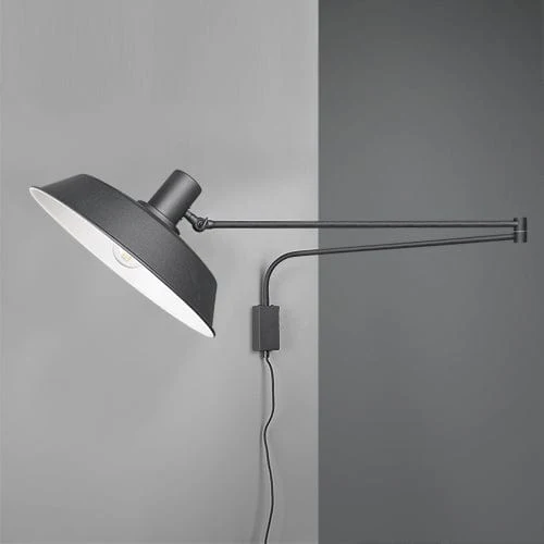 Luminaire Fixé Au Mur