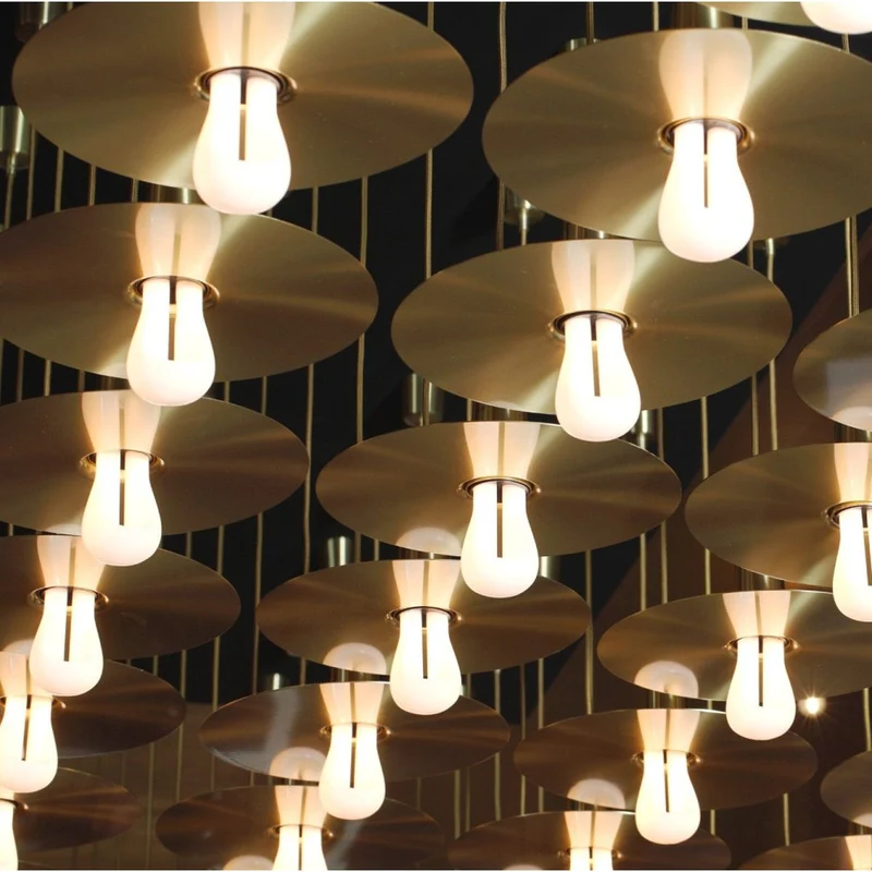 Plumen 002 Iconic LED Bulb E27 Milky - 500lm 2200K - Dimmable