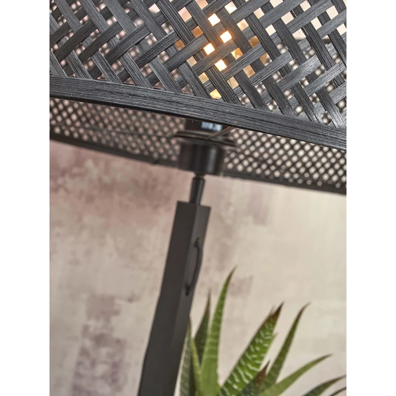 Lampadaire Noire Design
