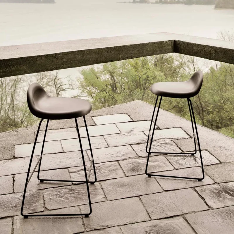 Gubi 3D Bar Stool Un-Upholstered